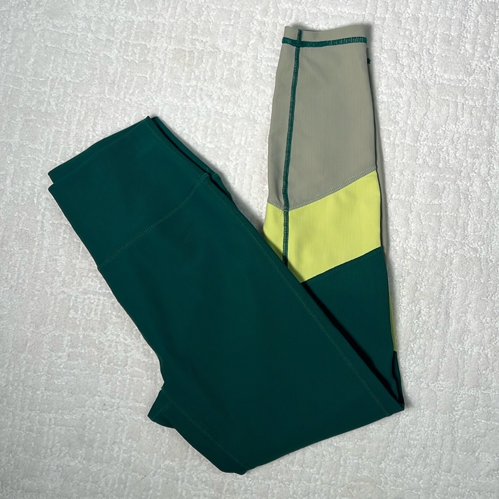 Wilo The Label green color block high waisted compression long crop leggings M - Picture 2 of 7